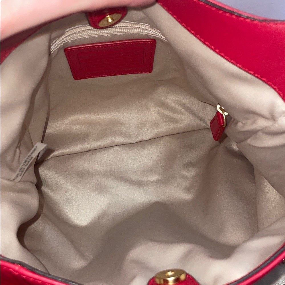 Coach ‘Campbell’ Leather Shoulder Bag - Picture 13 of 15